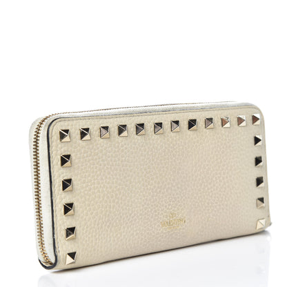 Valentino Garavani Pebbled Calfskin Rockstud Zip Around Wallet Ivory 3 of 13