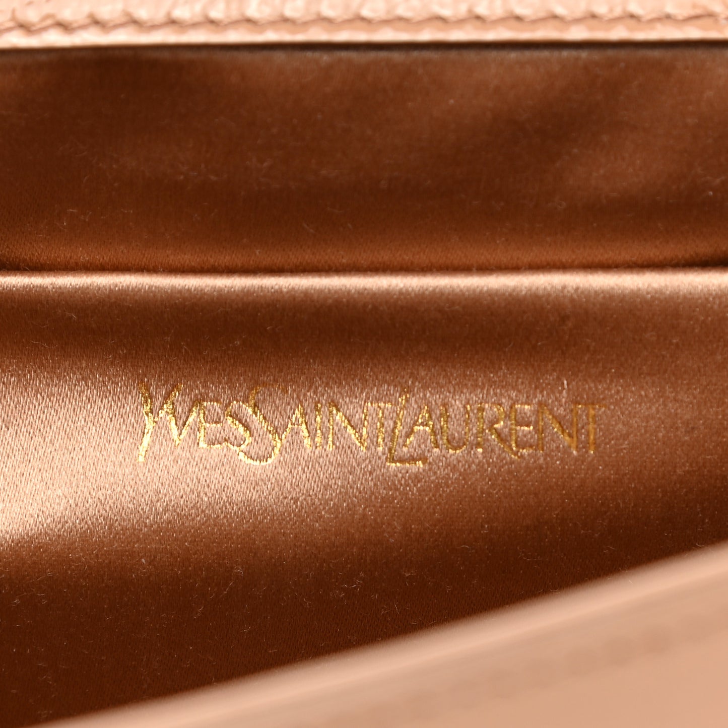 Textured Patent Calfskin Monogram Large Belle De Jour Clutch Beige