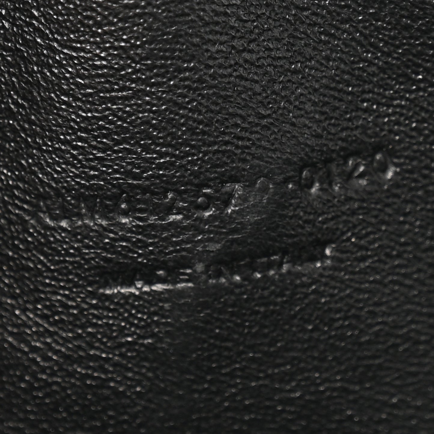 Grain De Poudre Matelasse Monogram Mini Lou Camera Bag Crema Soft