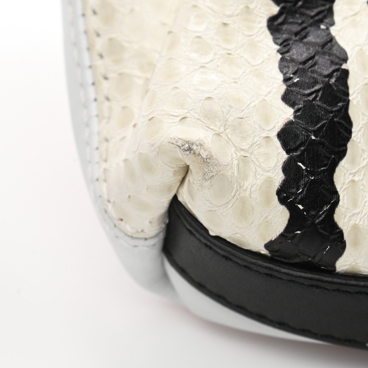 Alexander McQueen Snakeskin Padlock Skull Clutch Off White 10 of 10