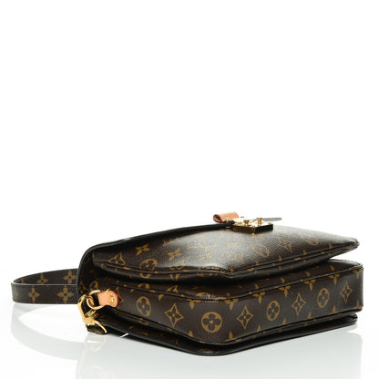 Louis Vuitton Monogram Pochette Metis 4 of 6