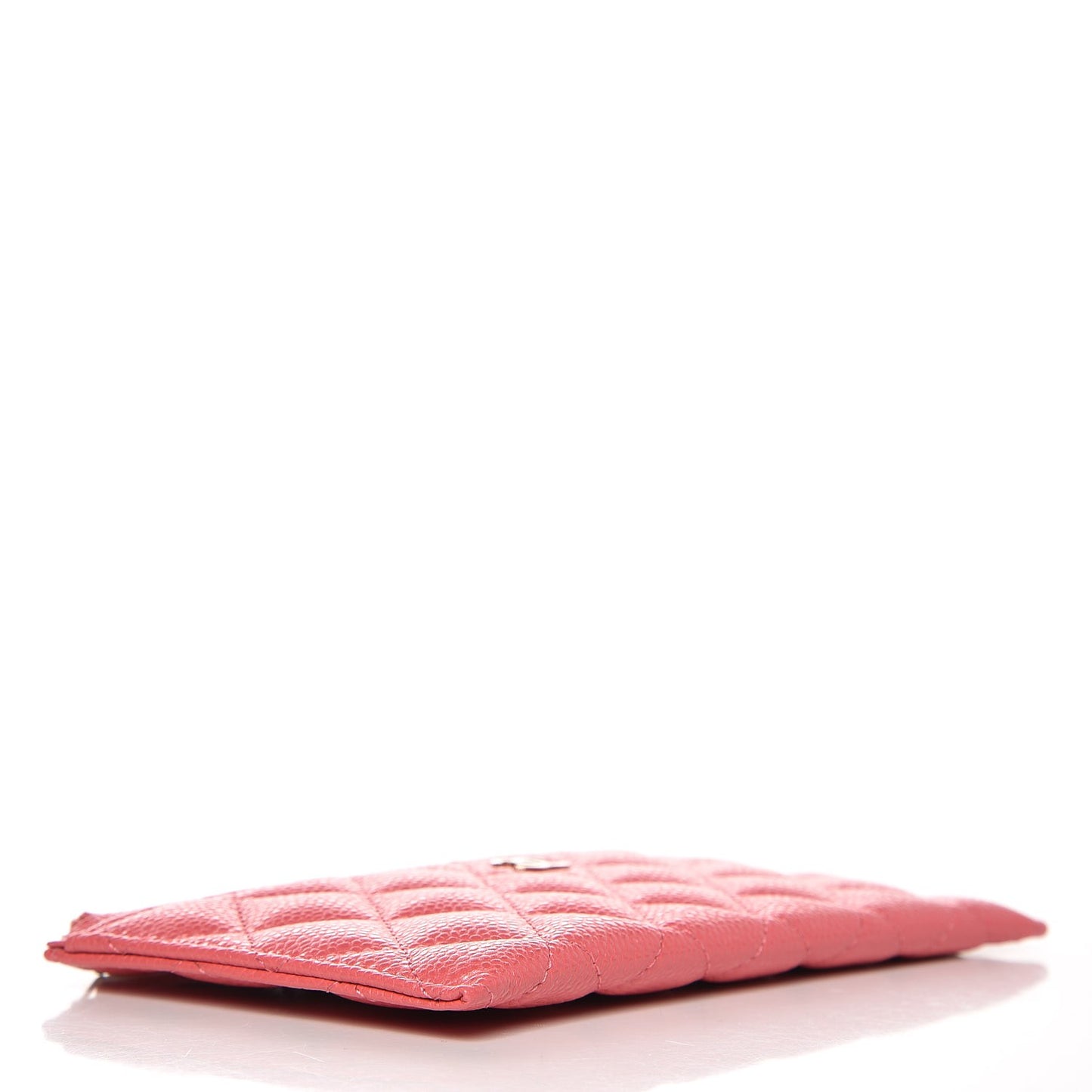 Iridescent Caviar Quilted Classic Zip Pouch Pink