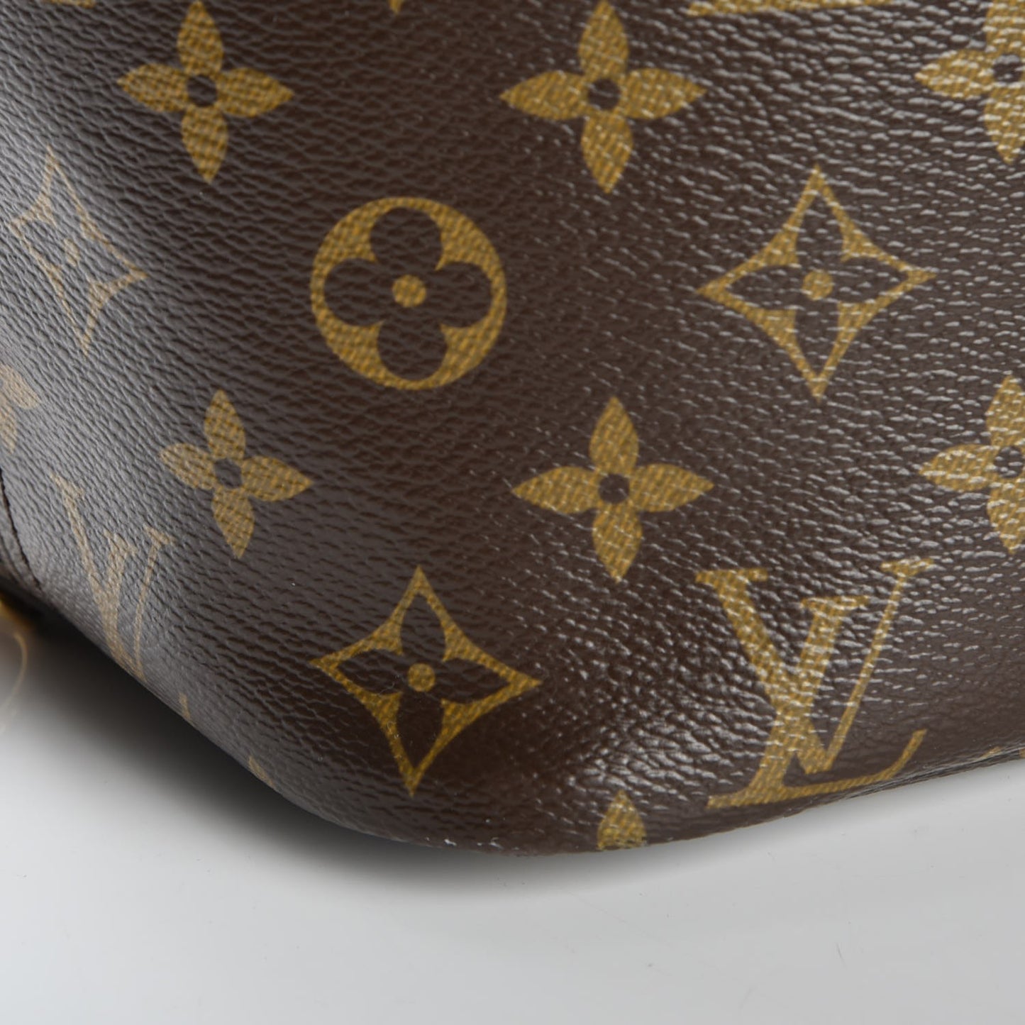 Monogram V Neverfull MM Grenade