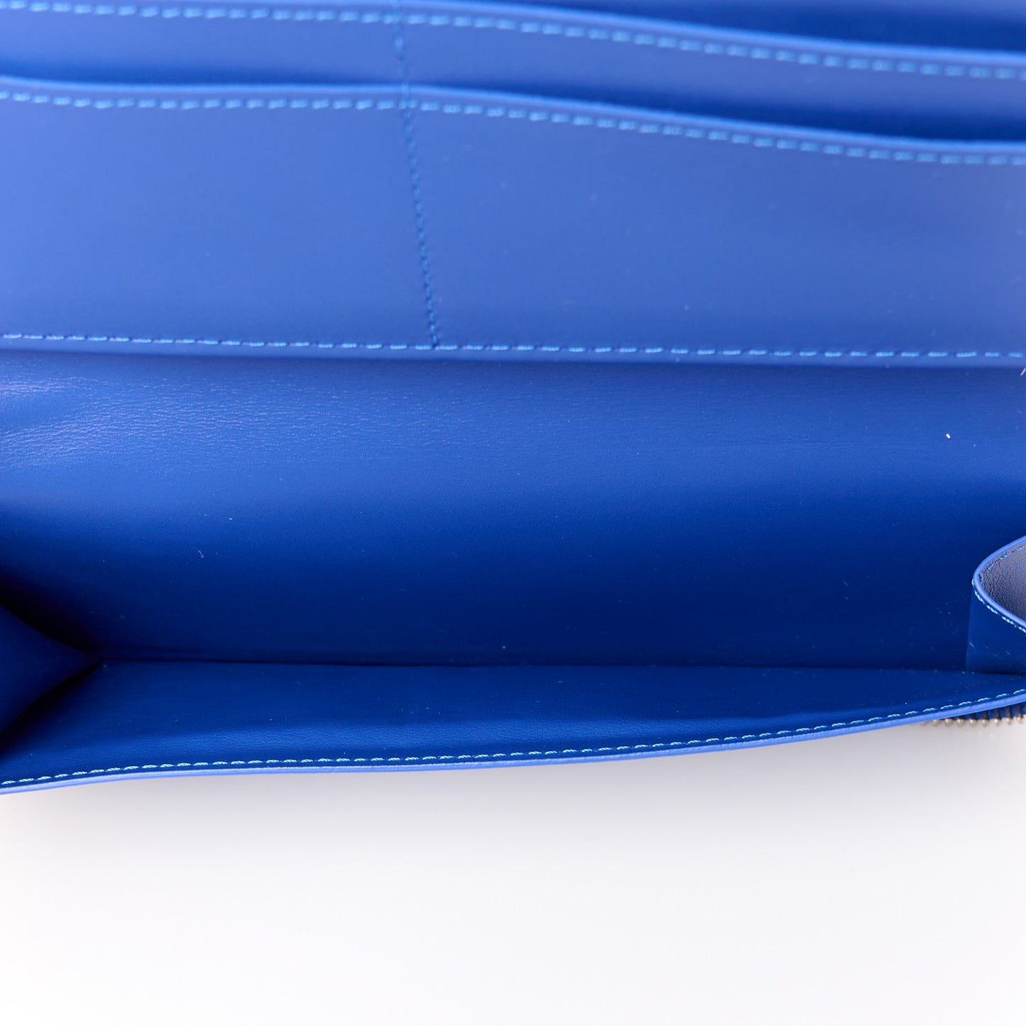 Taurillon Illusion Zippy Vertical Wallet Bleu Rose