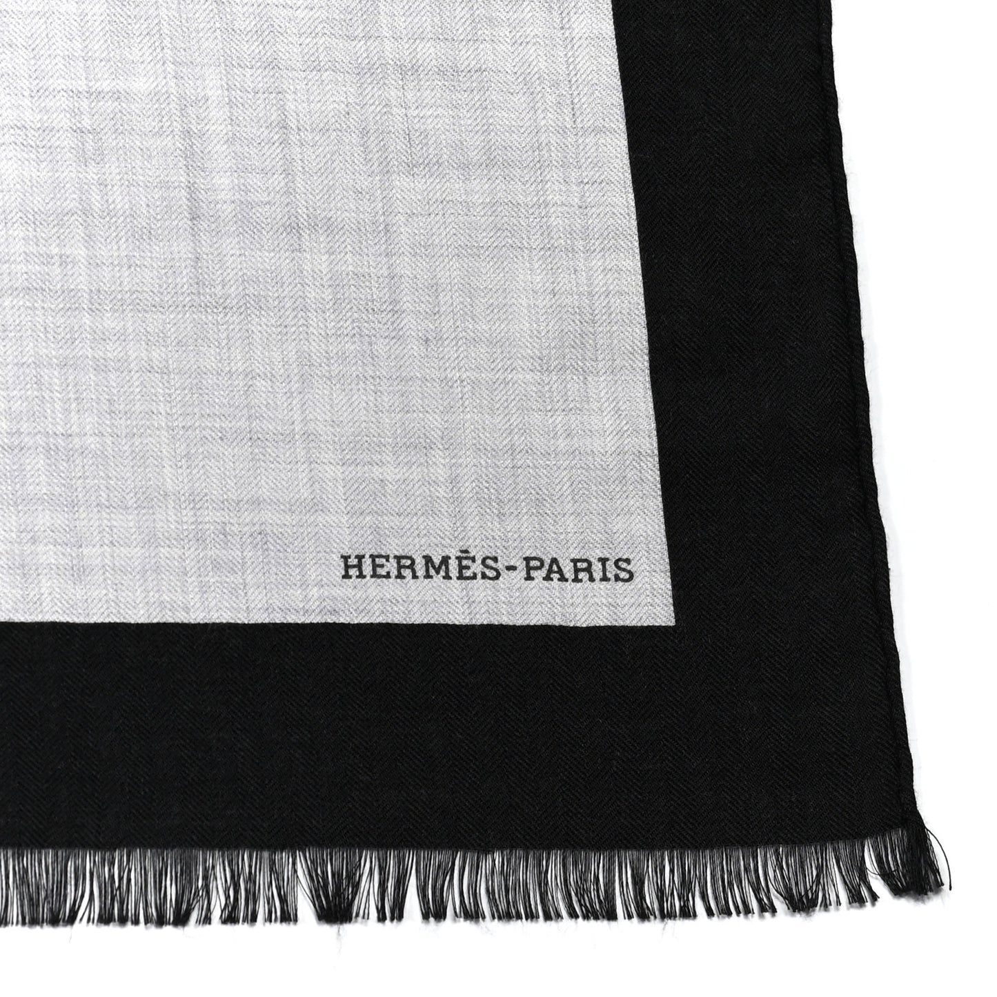 Cashmere Silk Quadrige II Stole Gris Chine Black Camel