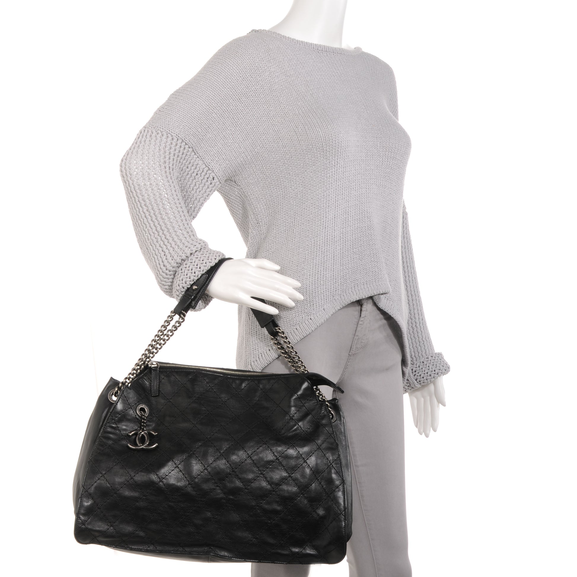 Chanel Calfskin CC Crave Tote Black 2 of 7