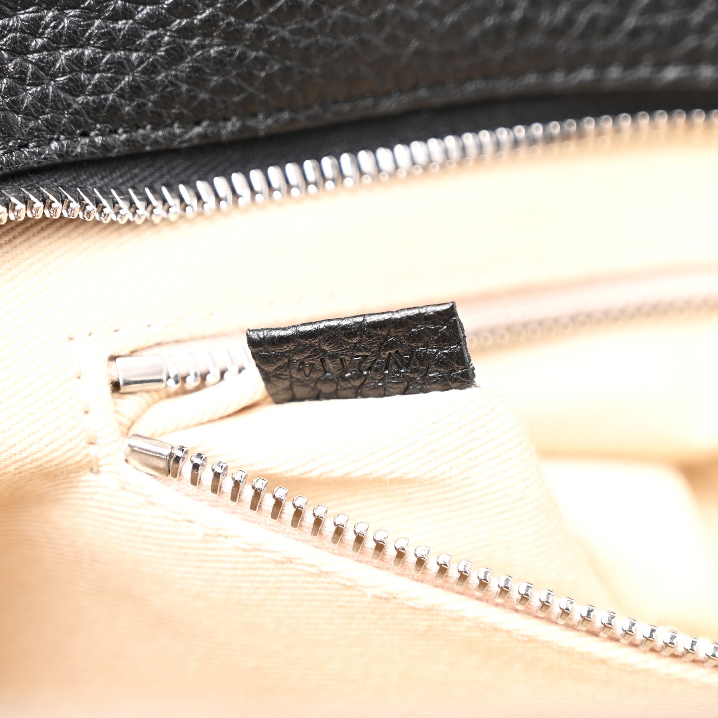 Grained Calfskin Le Turismo Black