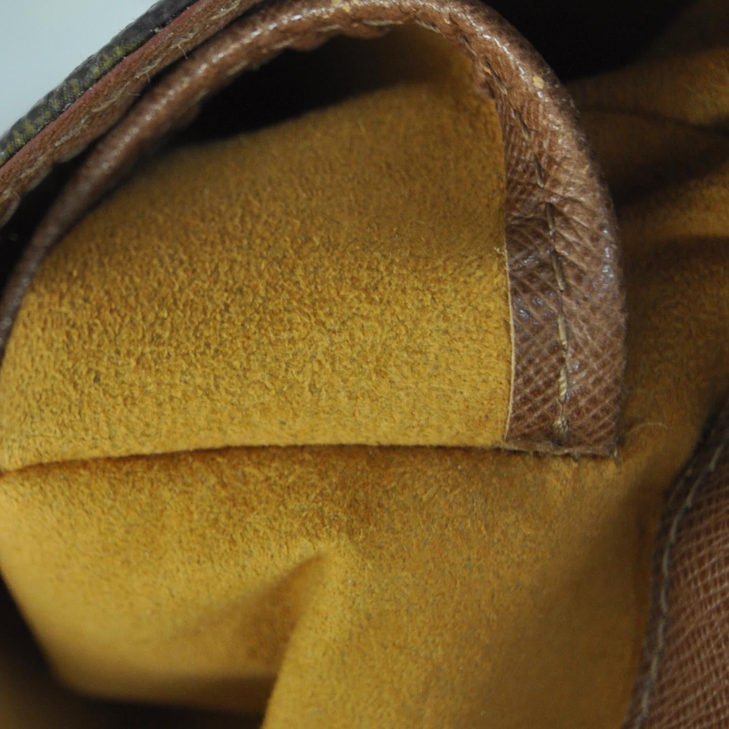 Louis Vuitton Monogram Musette Salsa 9 of 10