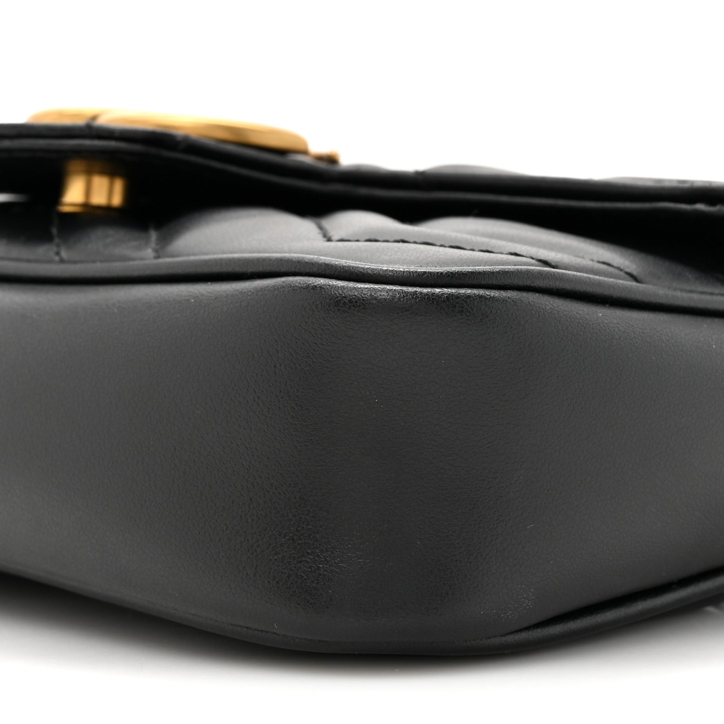 Calfskin Matelasse Super Mini GG Marmont Shoulder Bag Black
