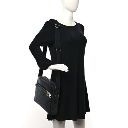 Louis Vuitton Damier Graphite Dayton Reporter PM 2 of 8