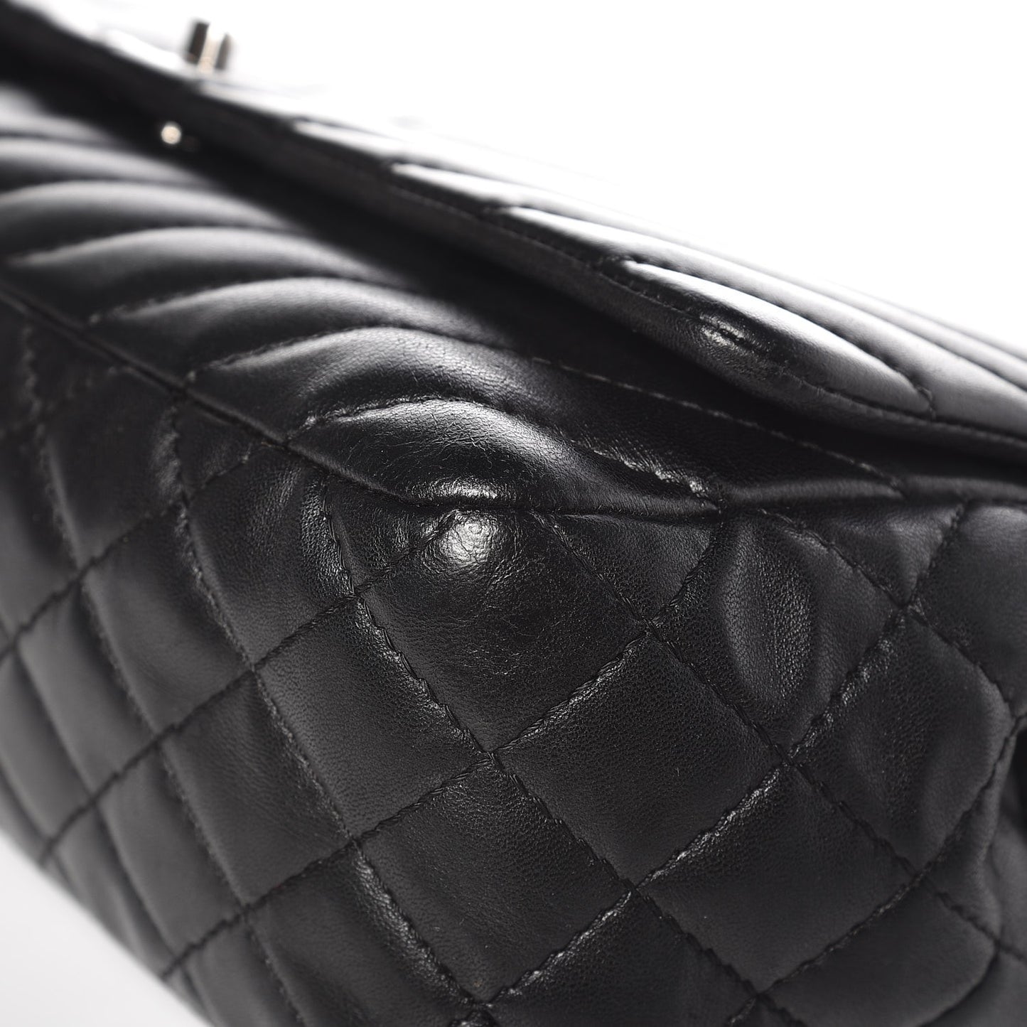 Lambskin Chevron Quilted Large Surpique Flap Black