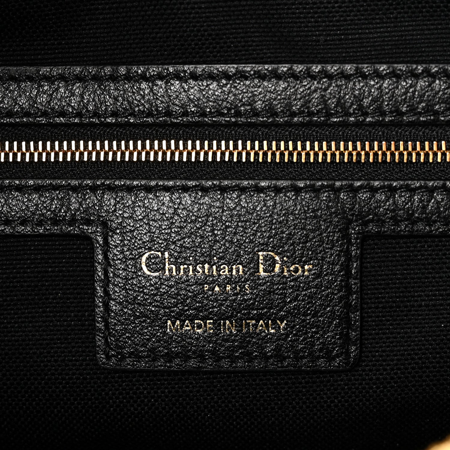 Christian Dior Grained Calfskin Flat Macrocannage Medium Voyage Bag Black 6 of 10