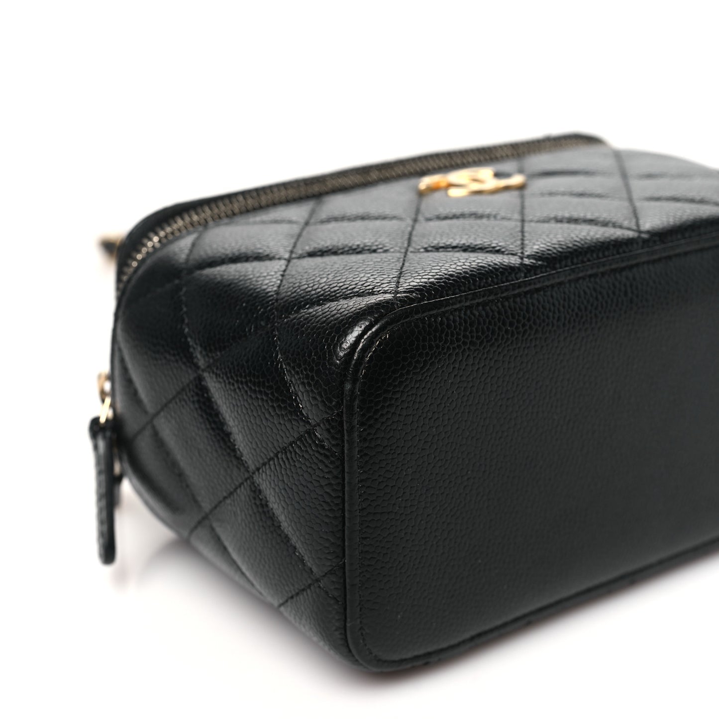 Shiny Caviar Quilted Pick Me Up Vanity Case Black