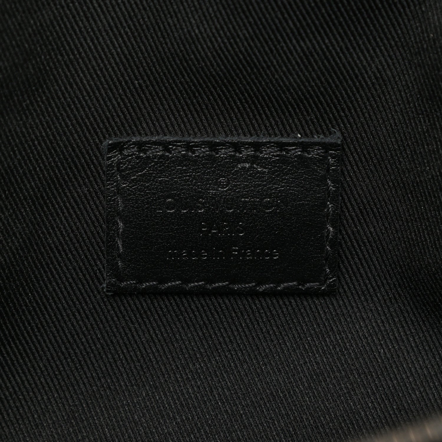 Louis Vuitton Monogram Eclipse Discovery Bumbag 6 of 13