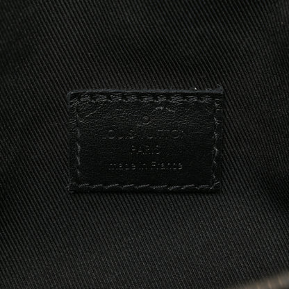 Louis Vuitton Monogram Eclipse Discovery Bumbag 6 of 13