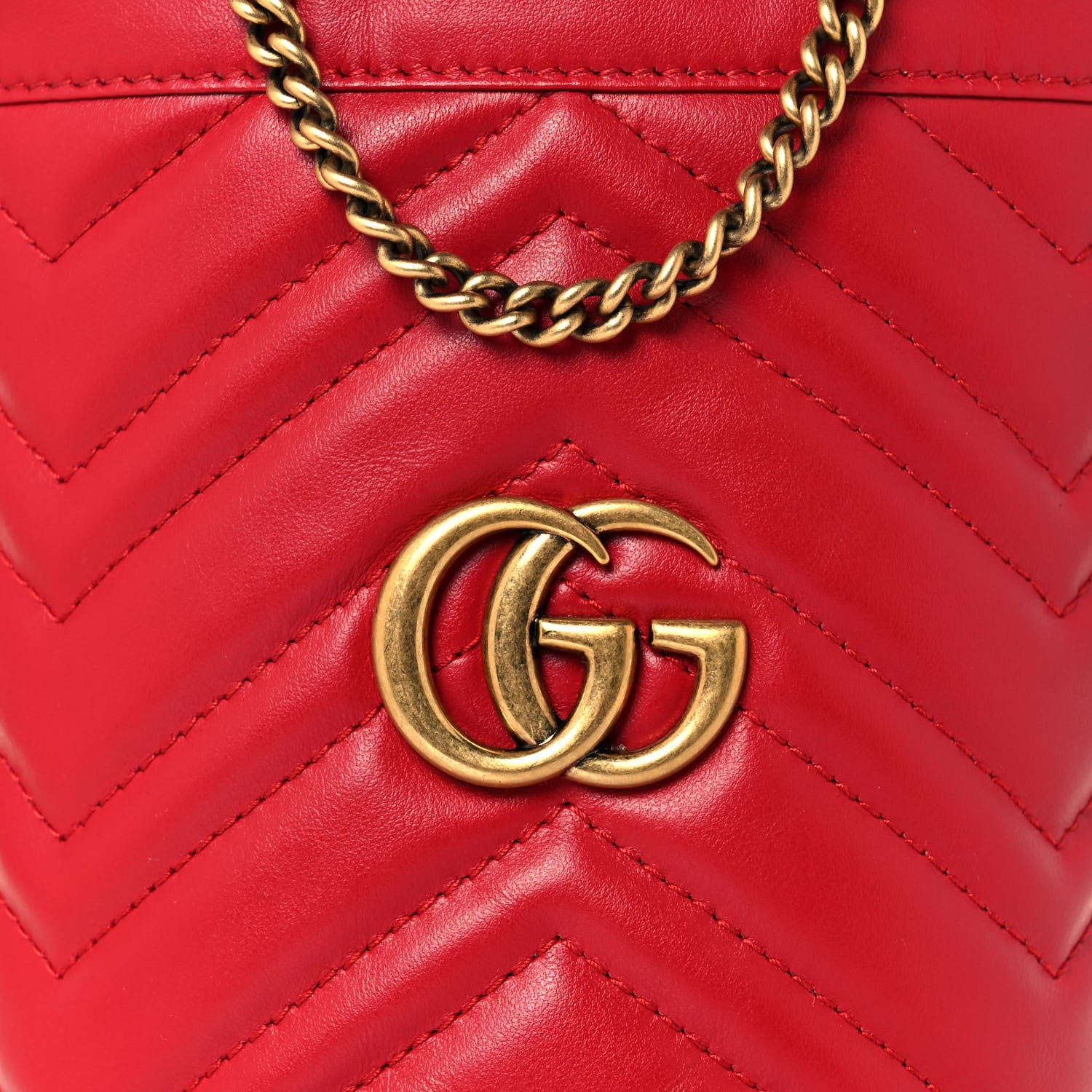Gucci Calfskin Matelasse Mini GG Marmont 2.0 Bucket Bag Hibiscus Red 6 of 11