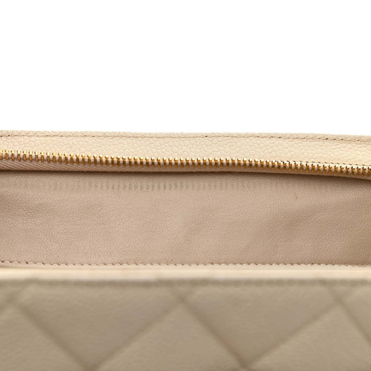 Caviar Quilted Small Chain Shoulder Bag White