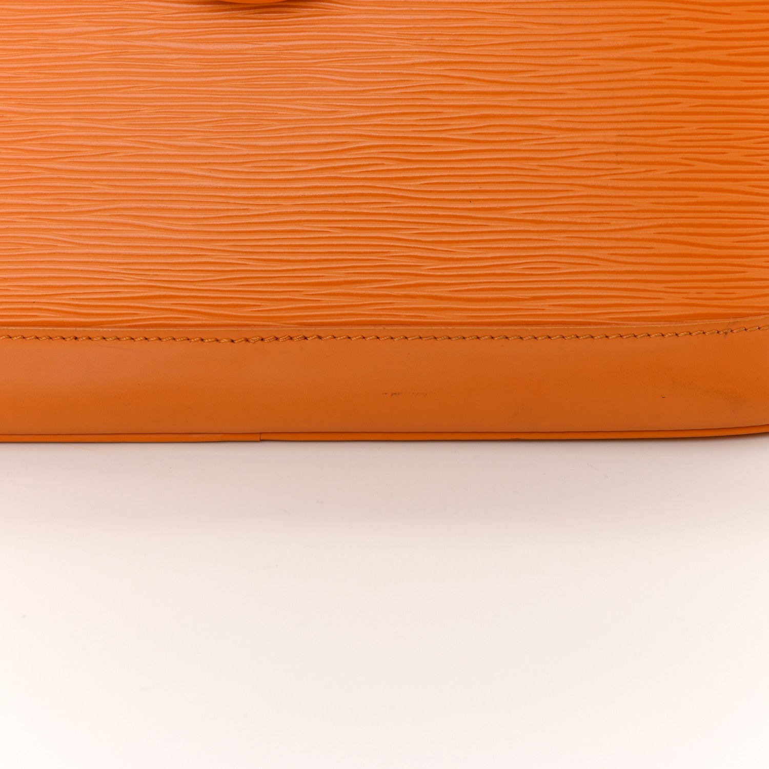Louis Vuitton Epi Alma PM Mandarin 16 of 20