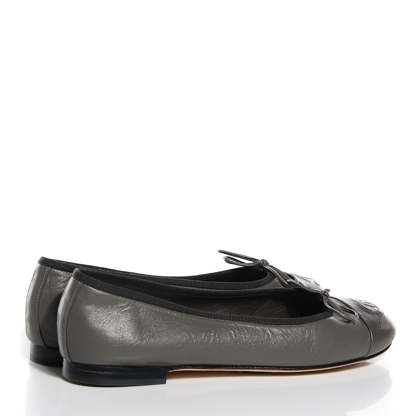 Lambskin Cap Toe CC Ballerina Flats 38 Grey