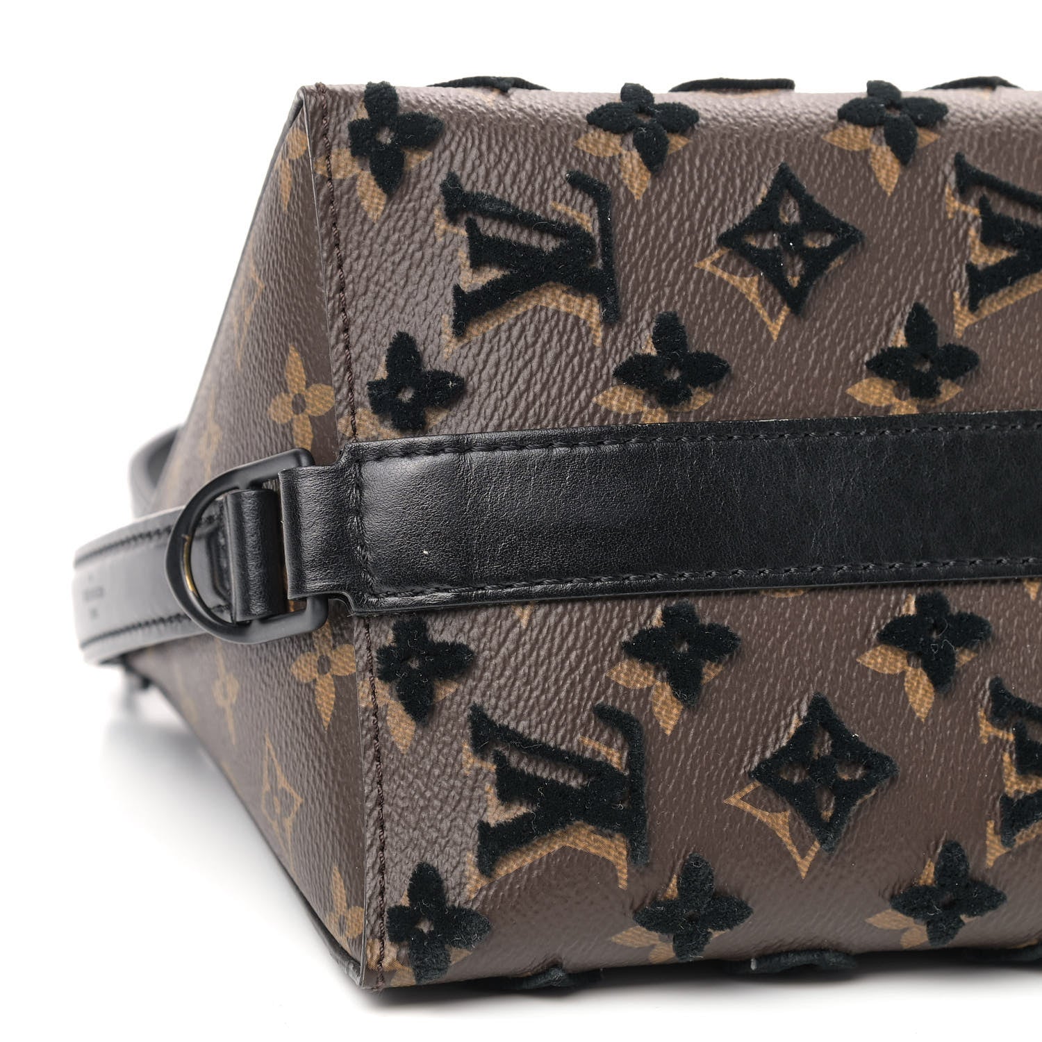 Louis Vuitton Monogram Tuffetage Triangle Messenger Black 5 of 8