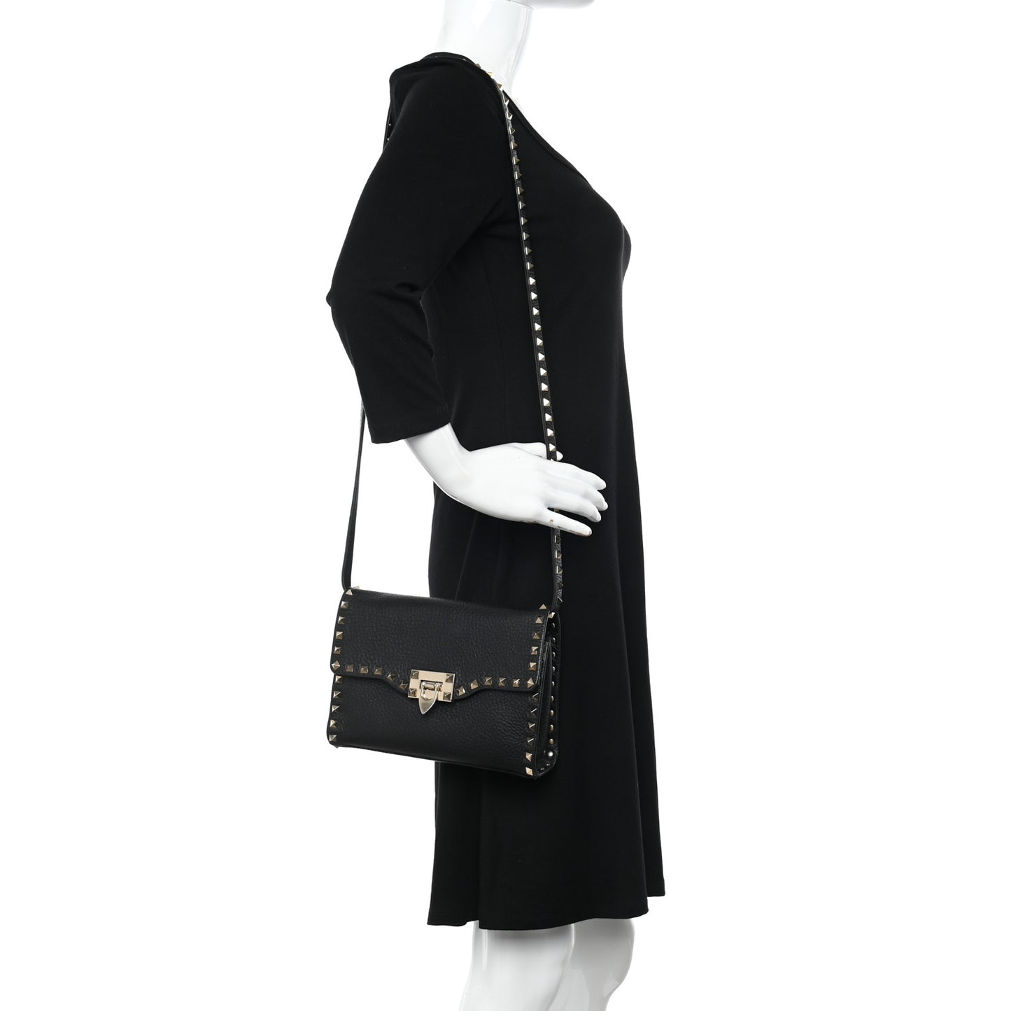 Pebbled Calfskin Medium Rockstud Flip Lock Crossbody Bag Black