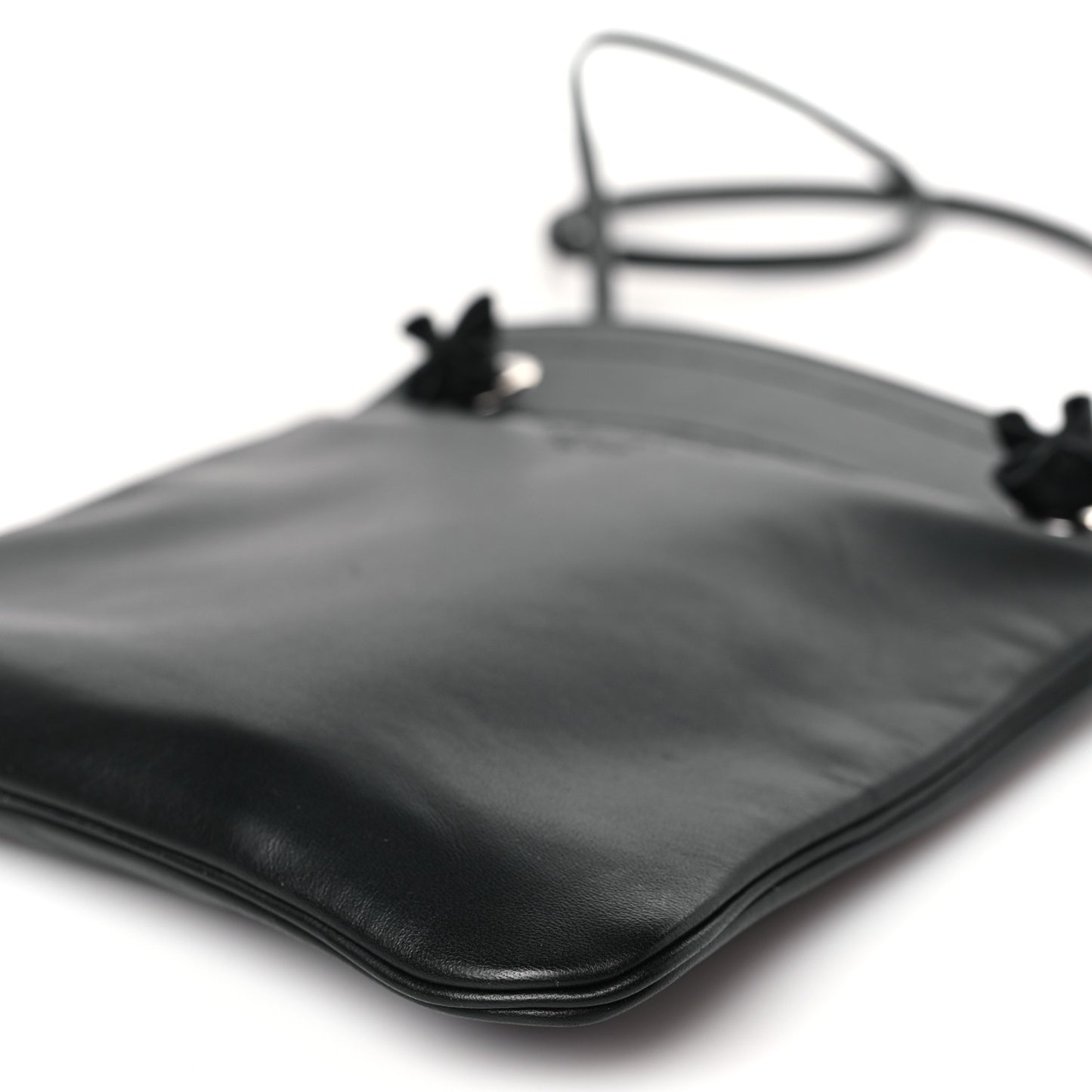 Milo Lambskin Swift Mini Aline Black