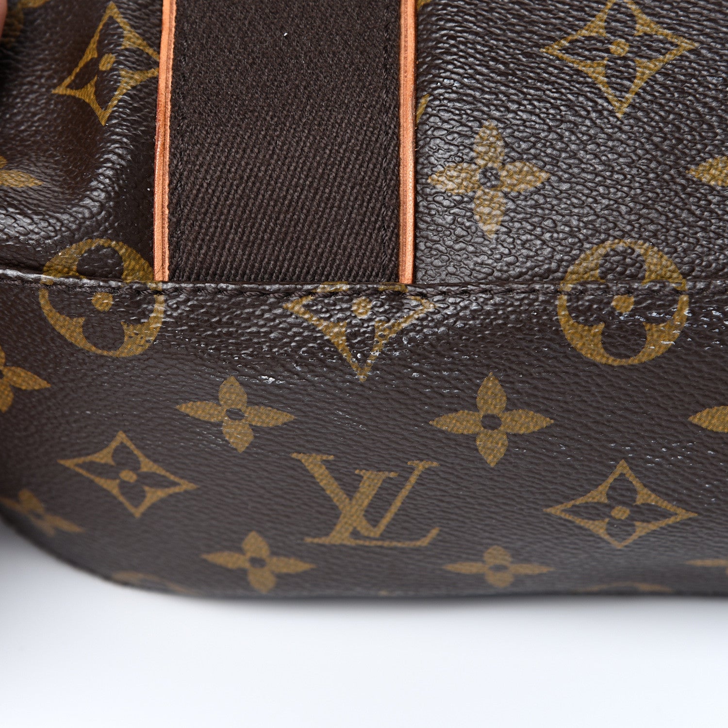 Louis Vuitton Monogram Cabas Beaubourg 11 of 12