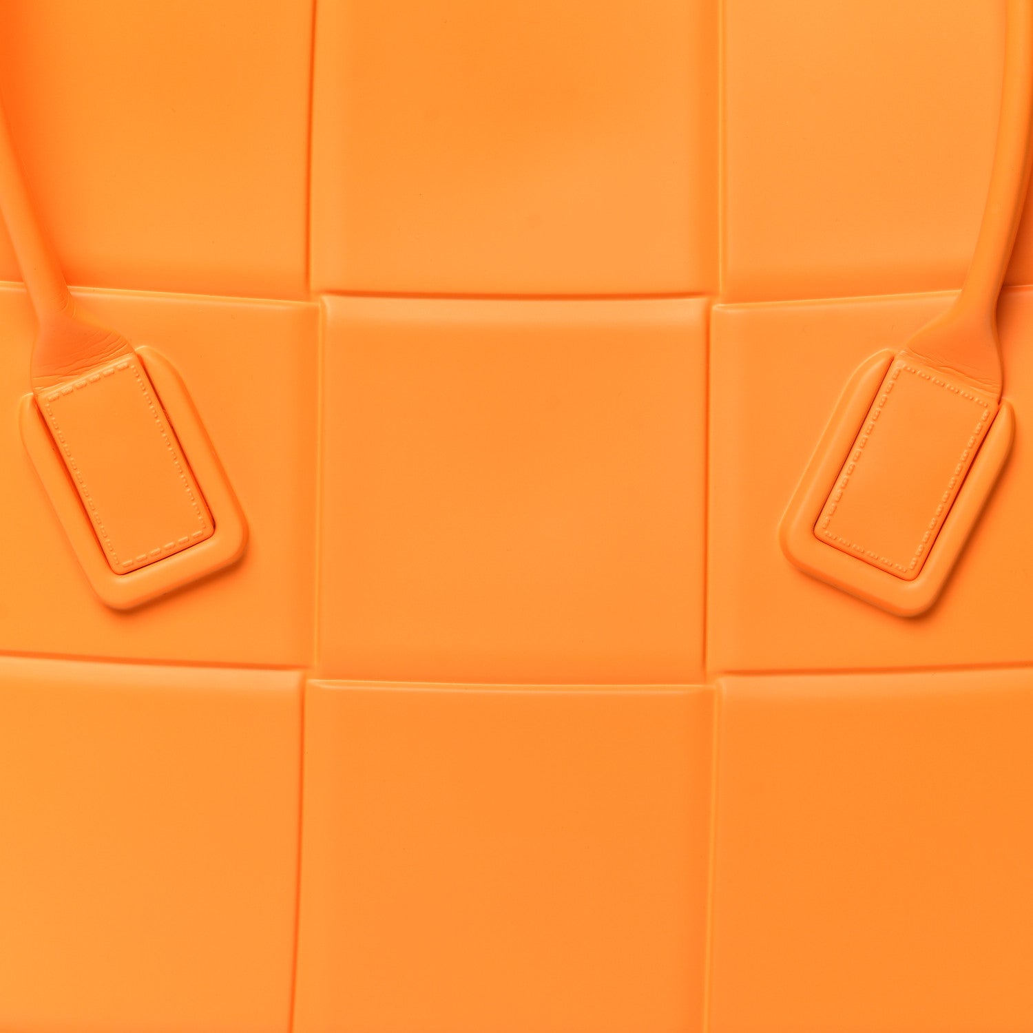 Bottega Veneta Rubber Maxi Intrecciato Medium Arco Tangerine 7 of 9