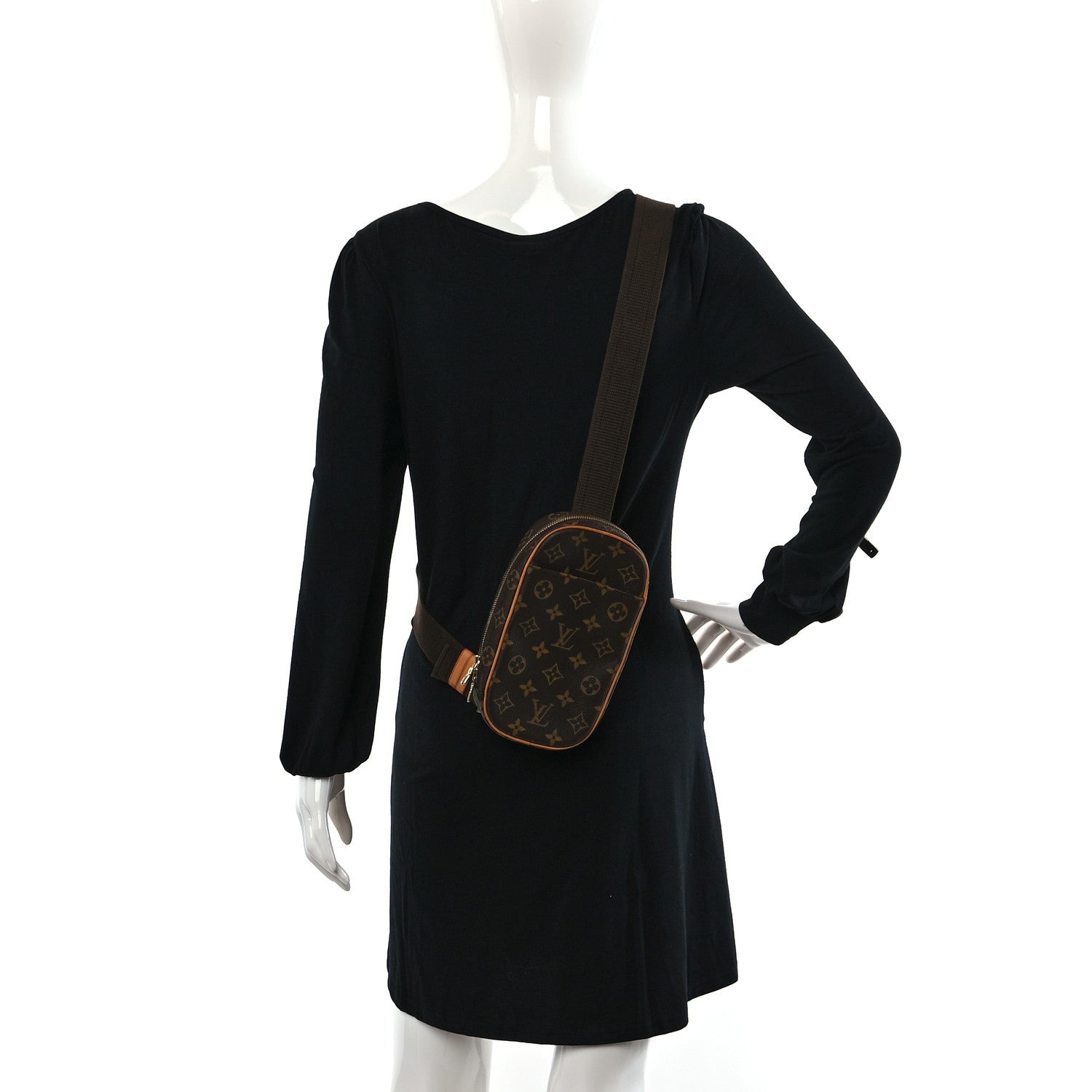 Louis Vuitton Monogram Pochette Gange 2 of 9