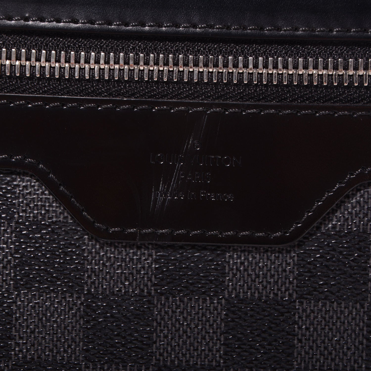 Louis Vuitton Damier Graphite Daniel GM 4 of 7