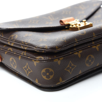 Louis Vuitton Monogram Pochette Metis 6 of 10