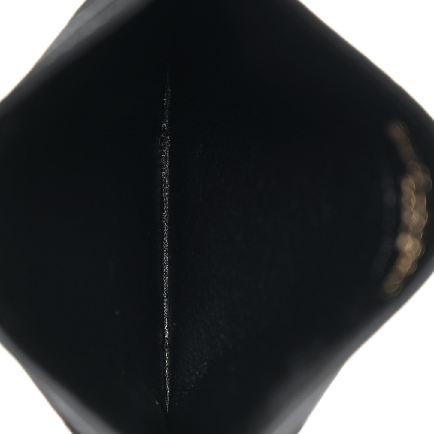 Grain De Poudre Matelasse Chevron Monogram Credit Card Case Black