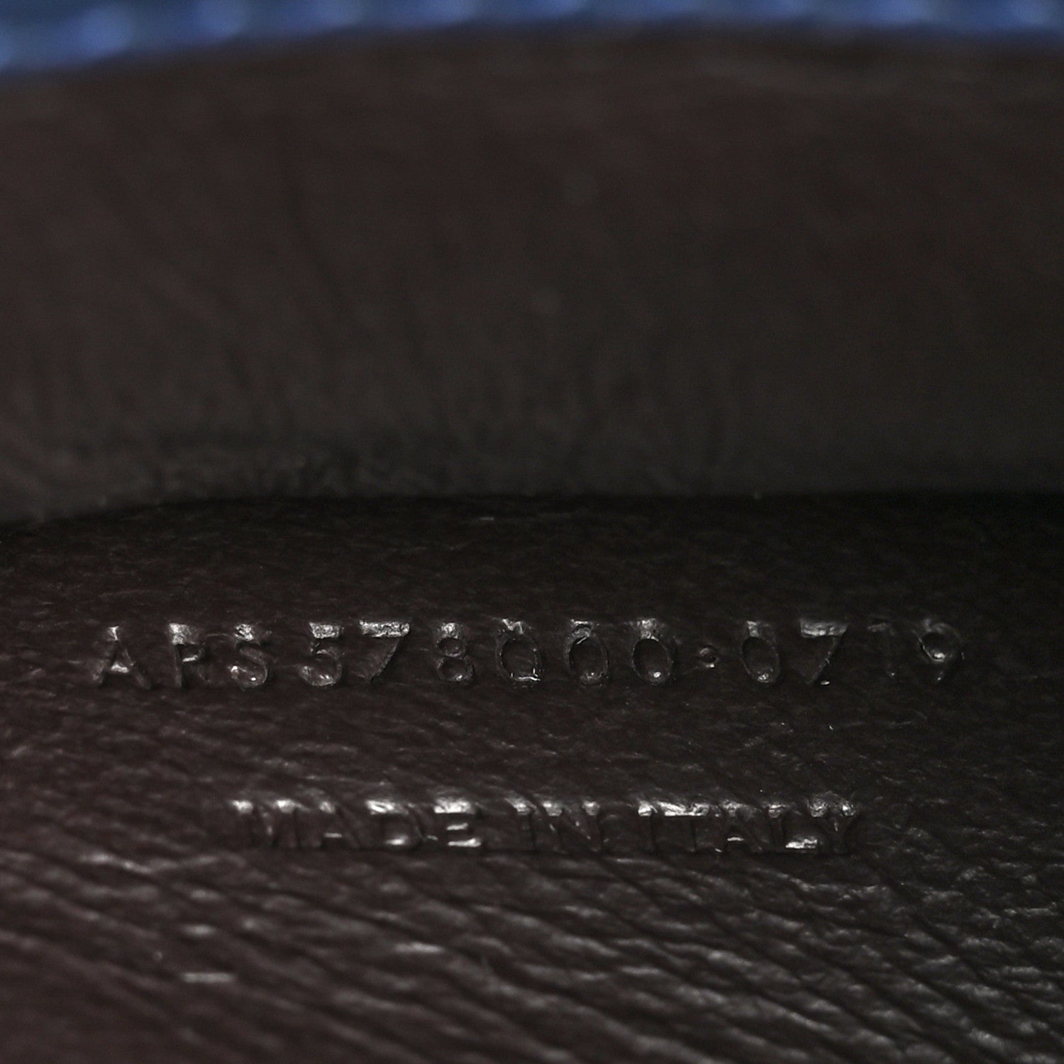 Saint Laurent Kid Scamosciato Smooth Calfskin Medium Classic Monogram Cassandra Top Handle Marine Rouge Legion 7 of 12