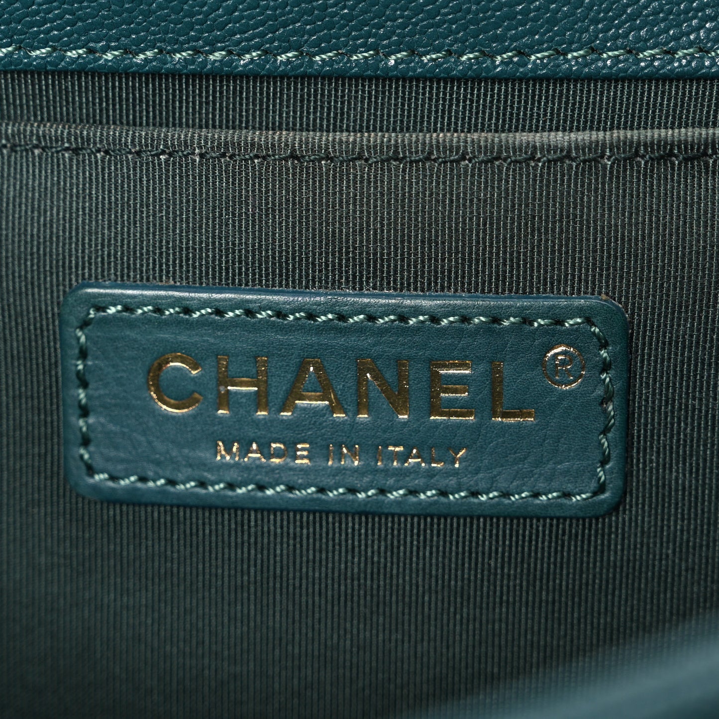 Caviar Quilted Medium Boy Flap Dark Green