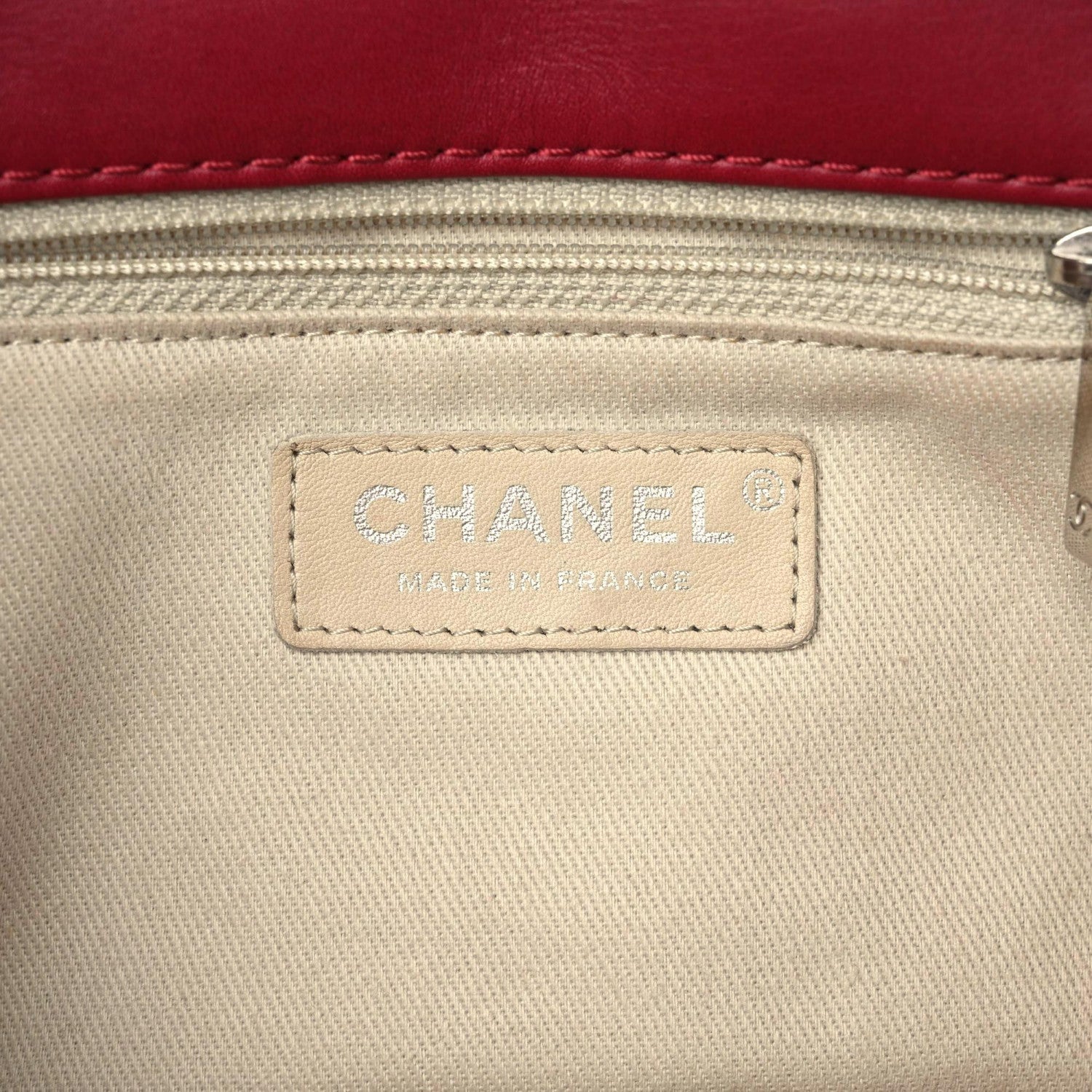 Chanel Calfskin Quilted Double Stitch Hamptons Clutch with Chain Red 13 of 19