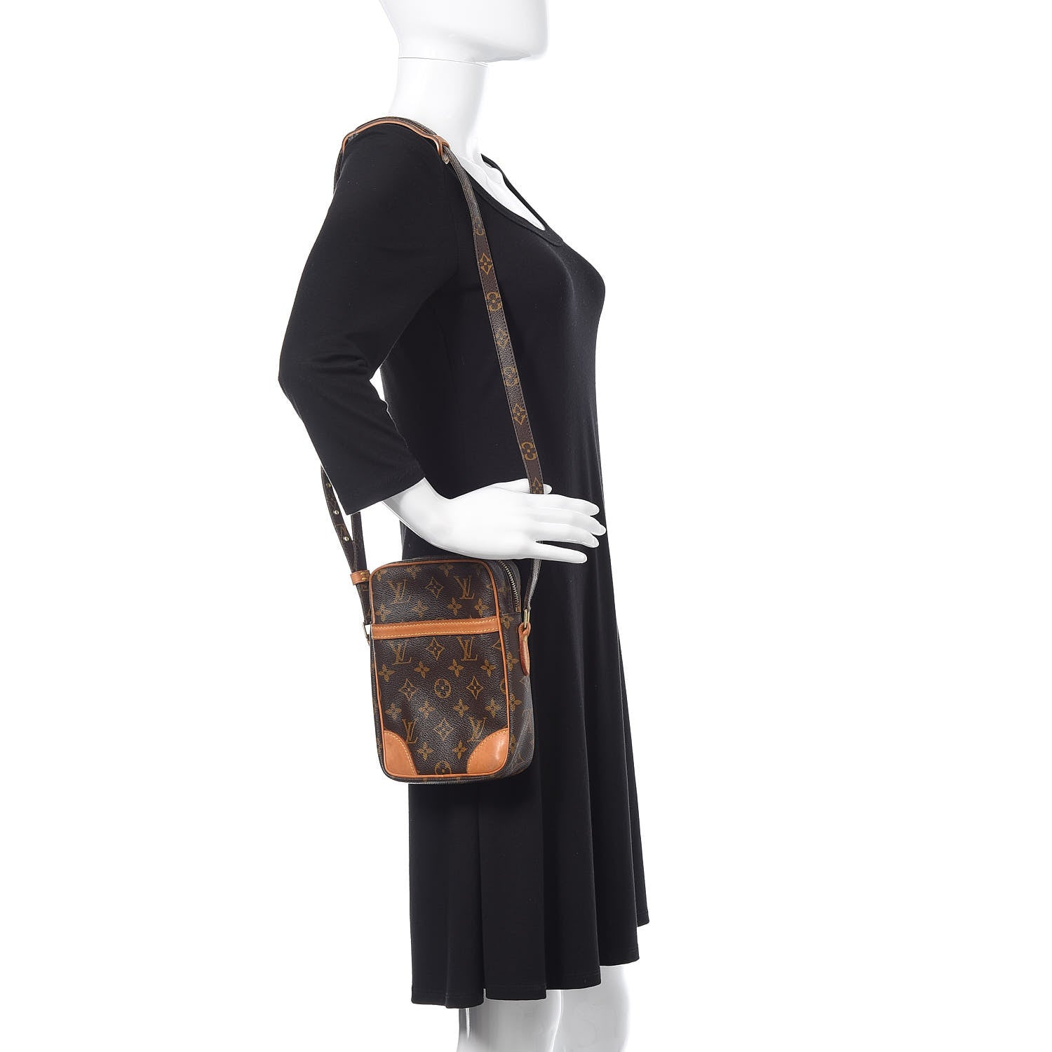 Louis Vuitton Monogram Danube 21 2 of 12