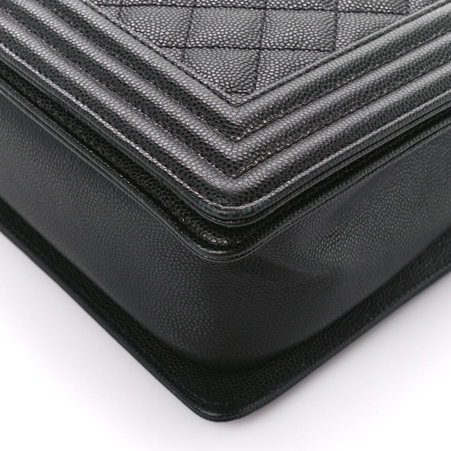 Caviar Quilted New Medium Boy Flap Black