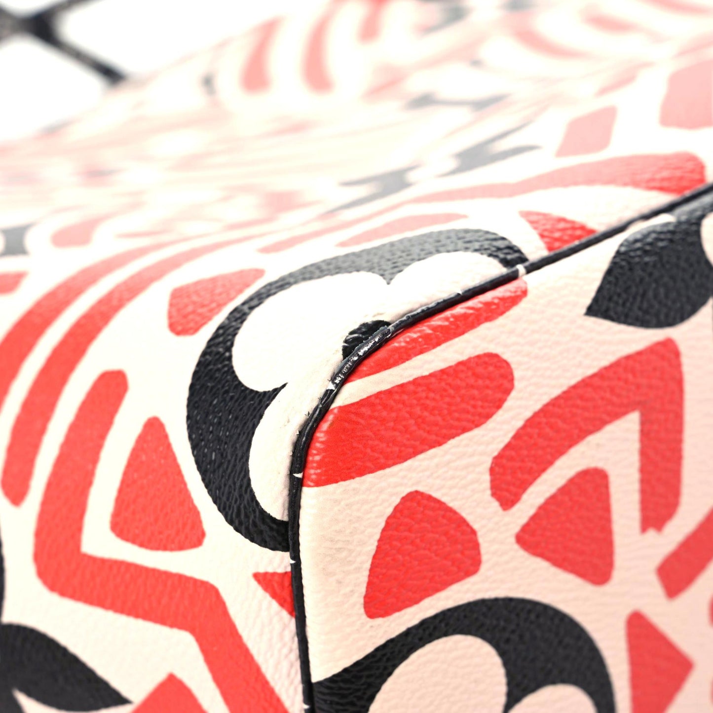 Monogram Giant Crafty Neverfull MM Creme Rouge Black