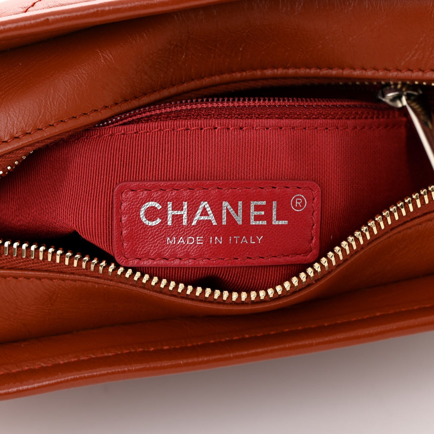 Aged Calfskin Quilted Small Gabrielle Hobo Red