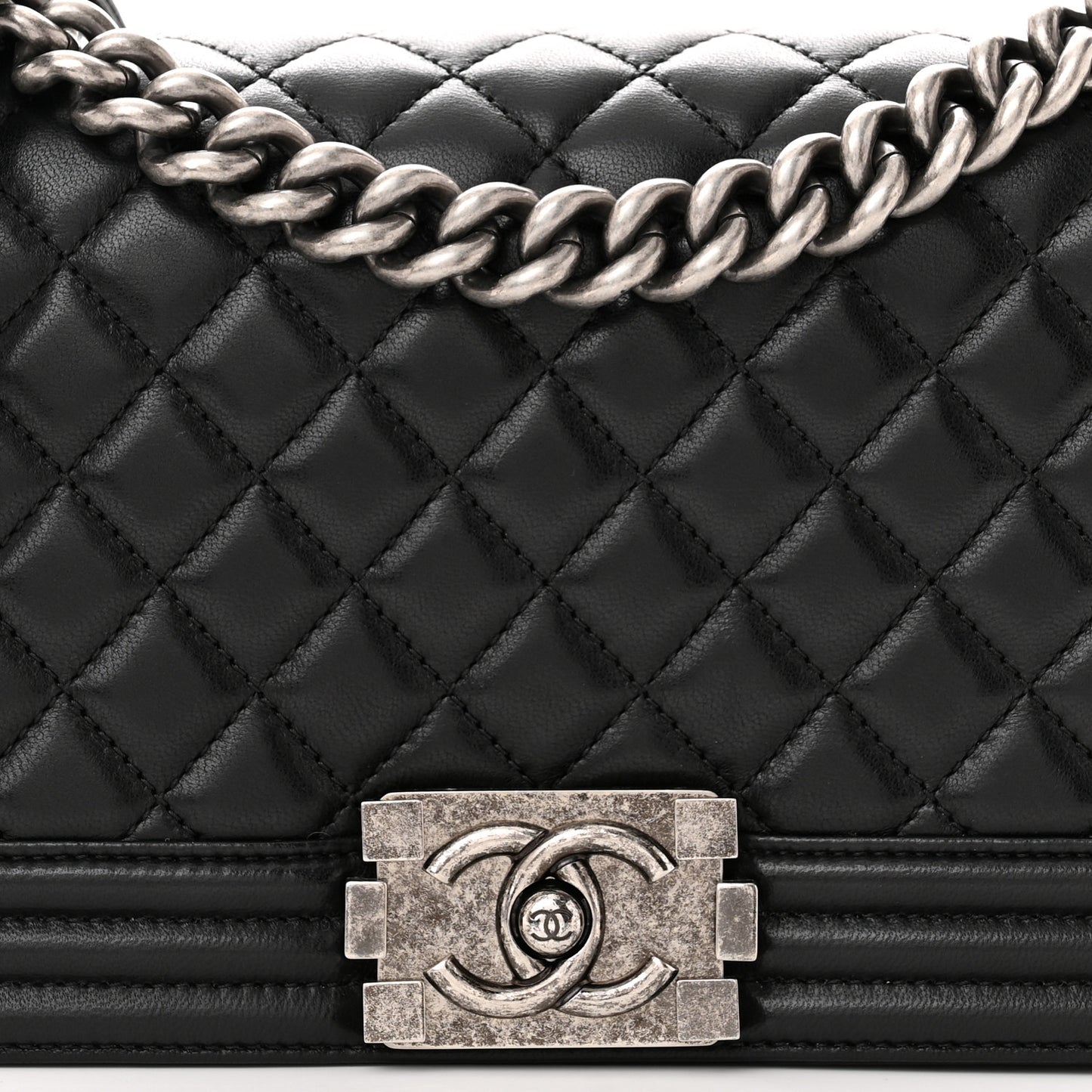 Lambskin Quilted Medium Boy Flap Black