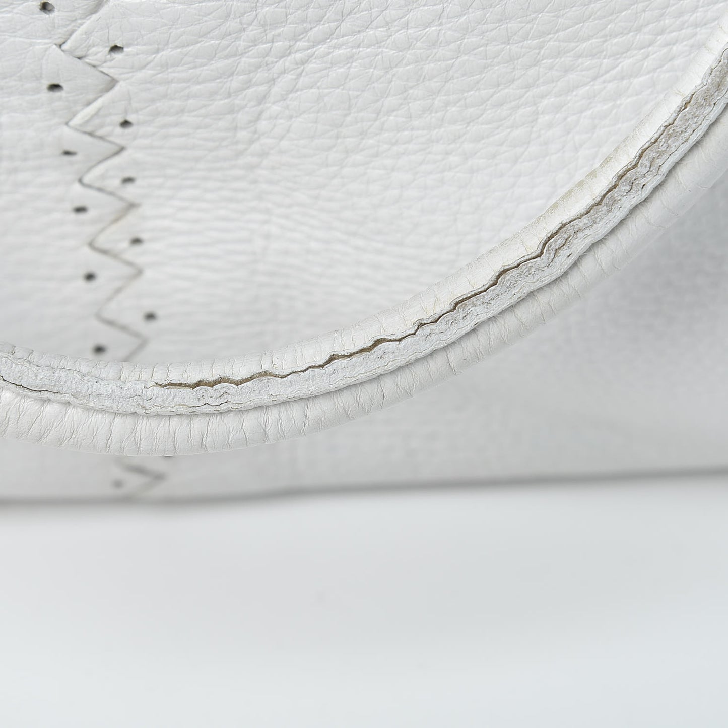 Cervo Deerskin Intrecciato Satchel White