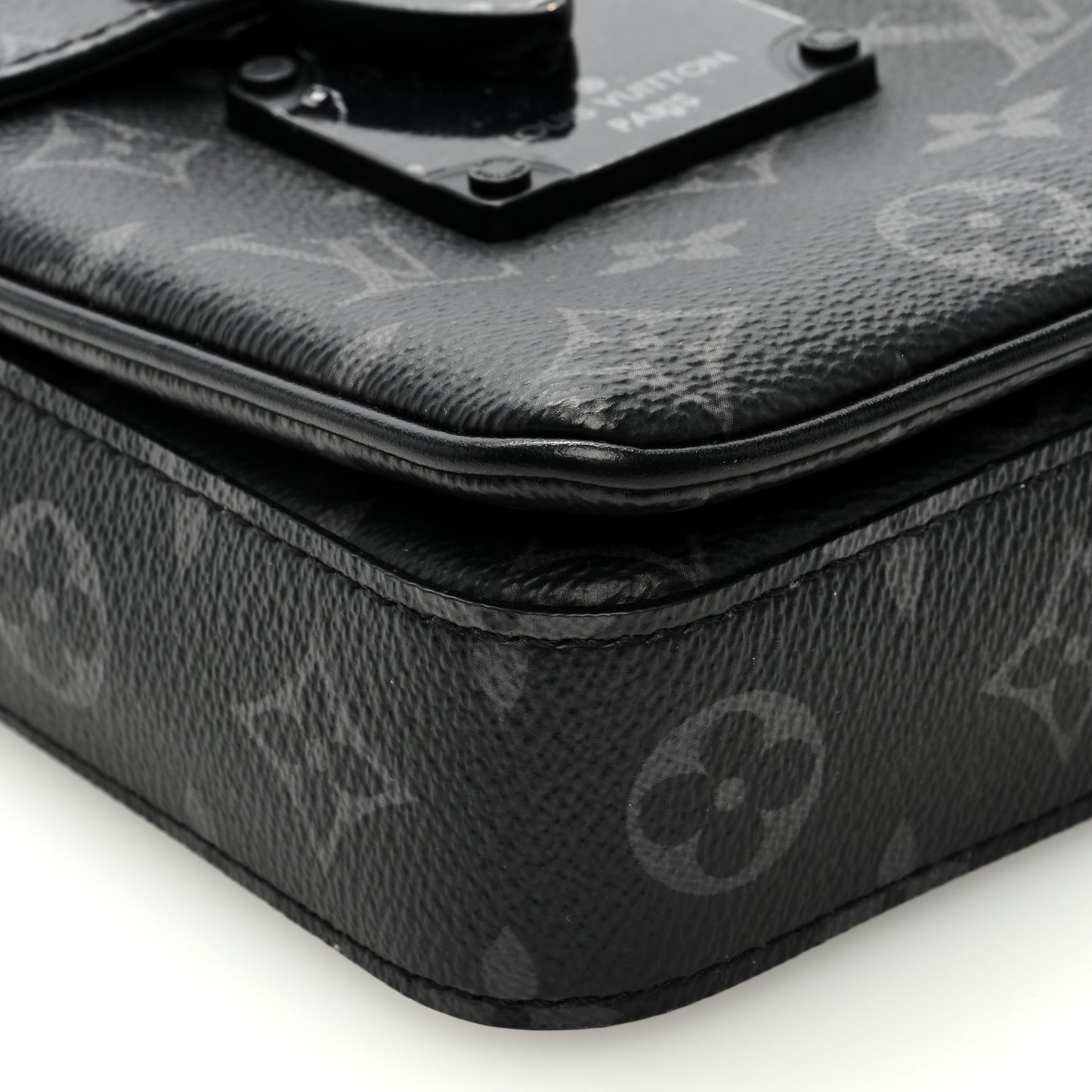 Monogram Eclipse S Lock Wearable Wallet