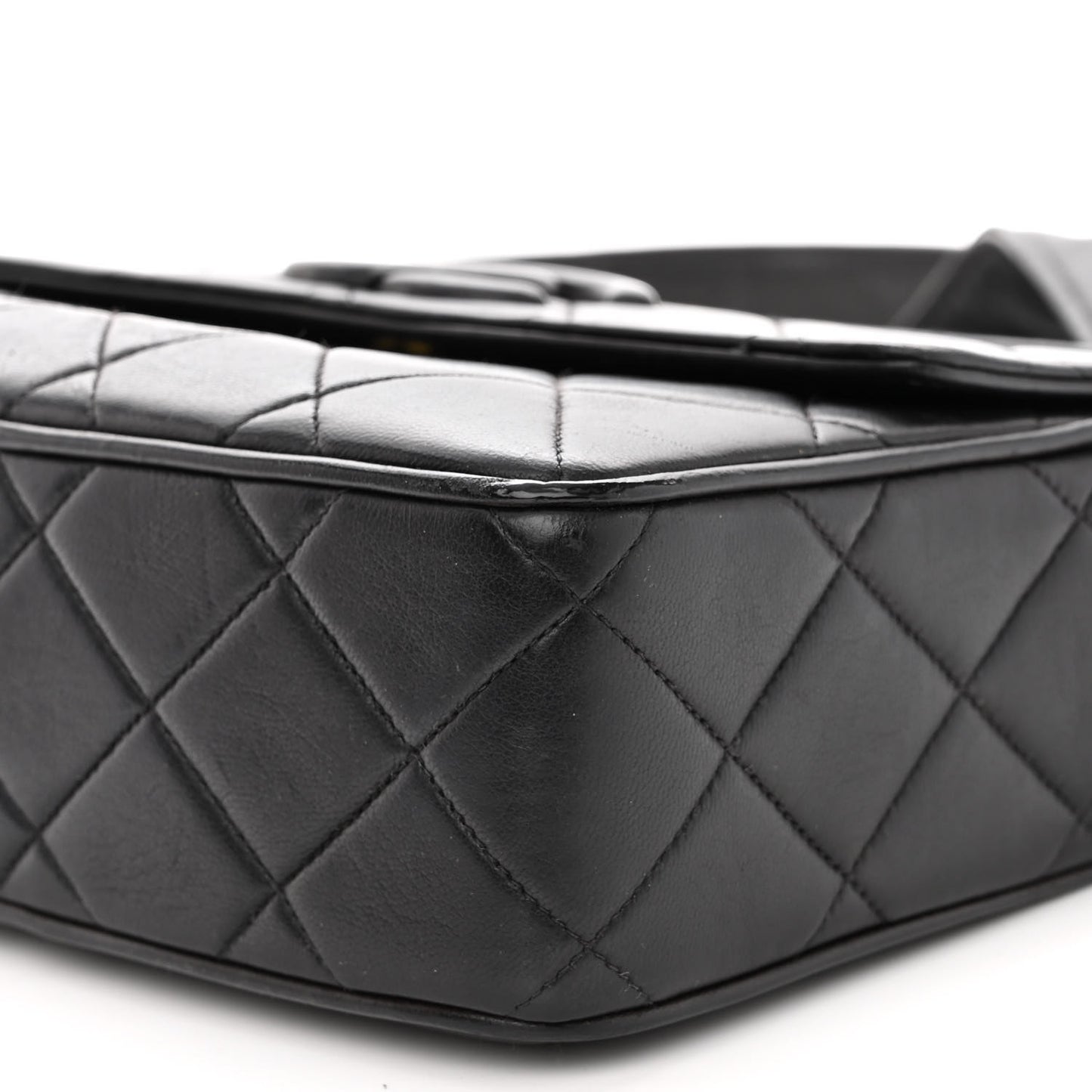 Lambskin Quilted Tassel Flap Camera Case Black