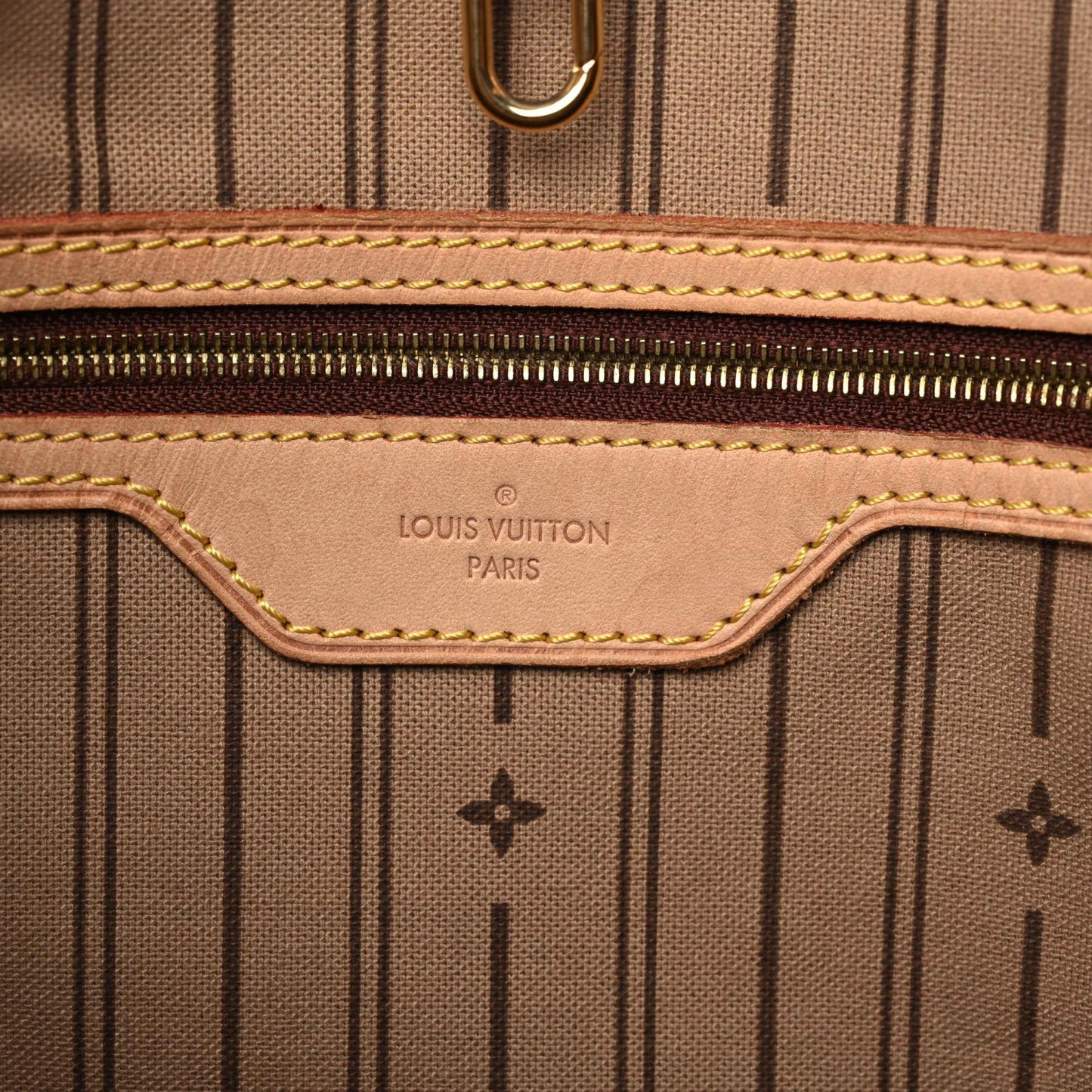 Monogram Delightful GM