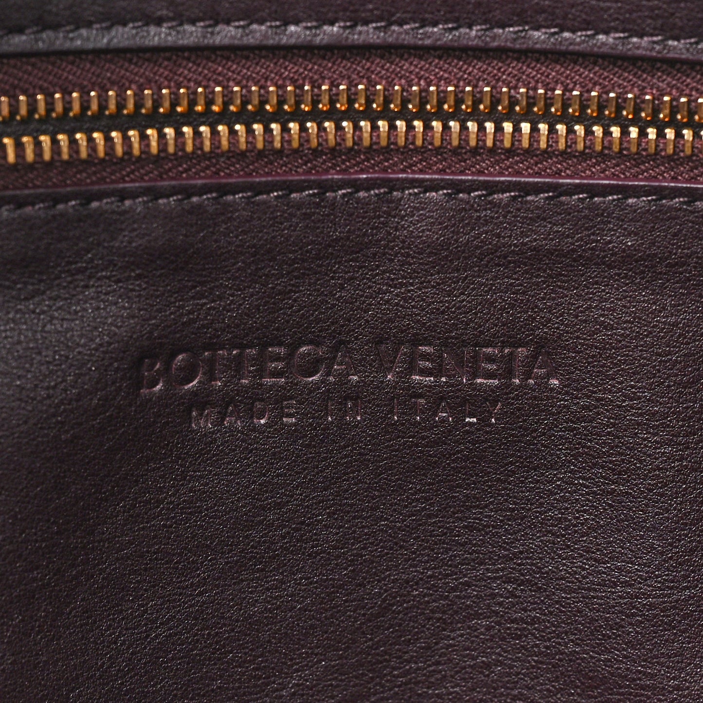 Nappa Intrecciato Medium Jodie Grape