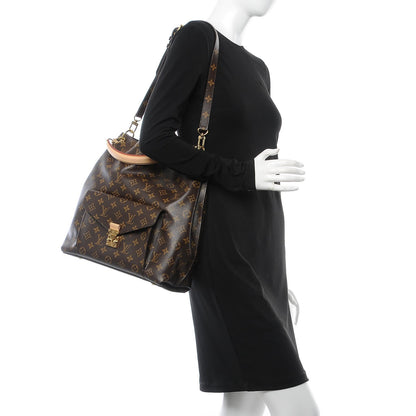Louis Vuitton Monogram Metis 2 of 8