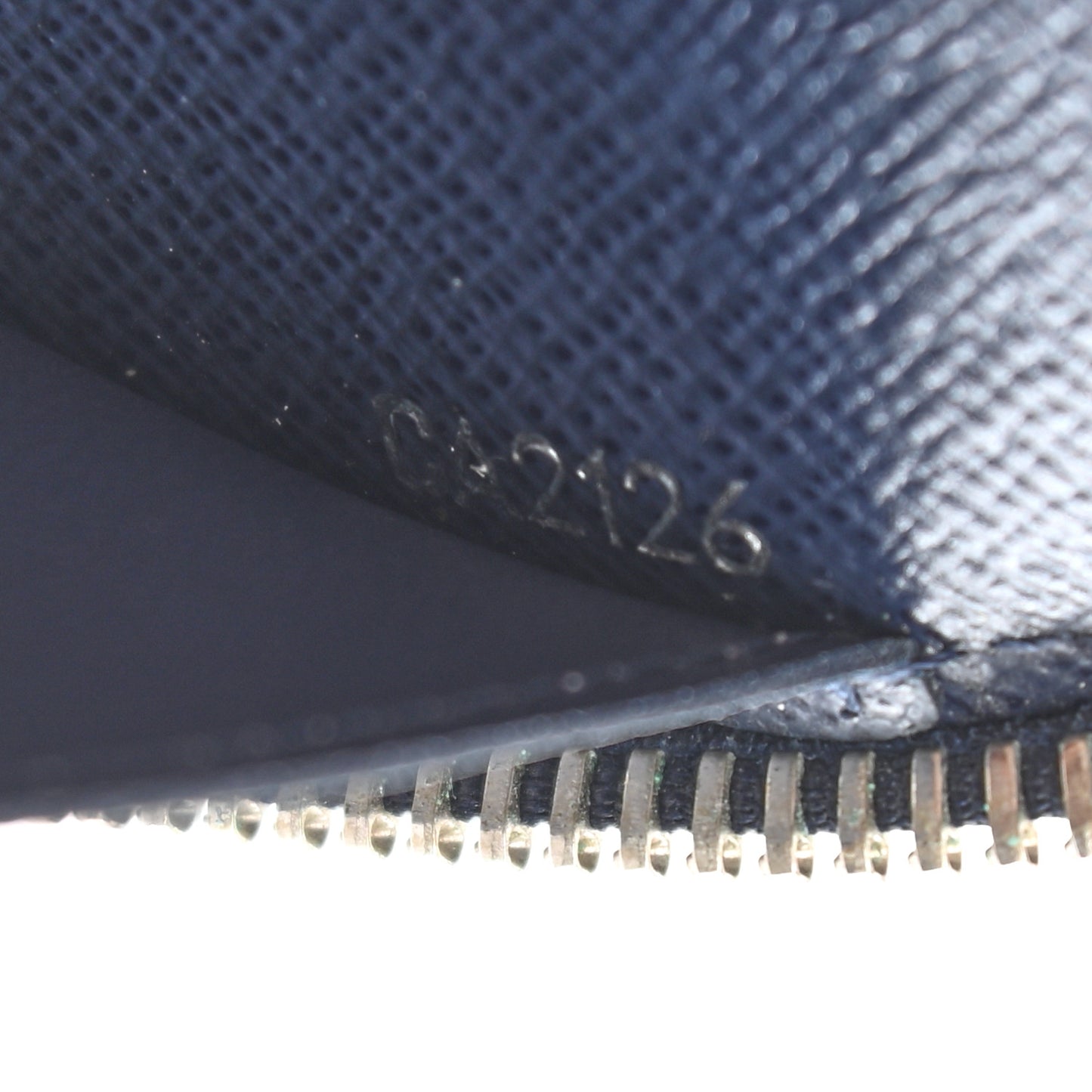 Epi Zippy Organizer Wallet Indigo
