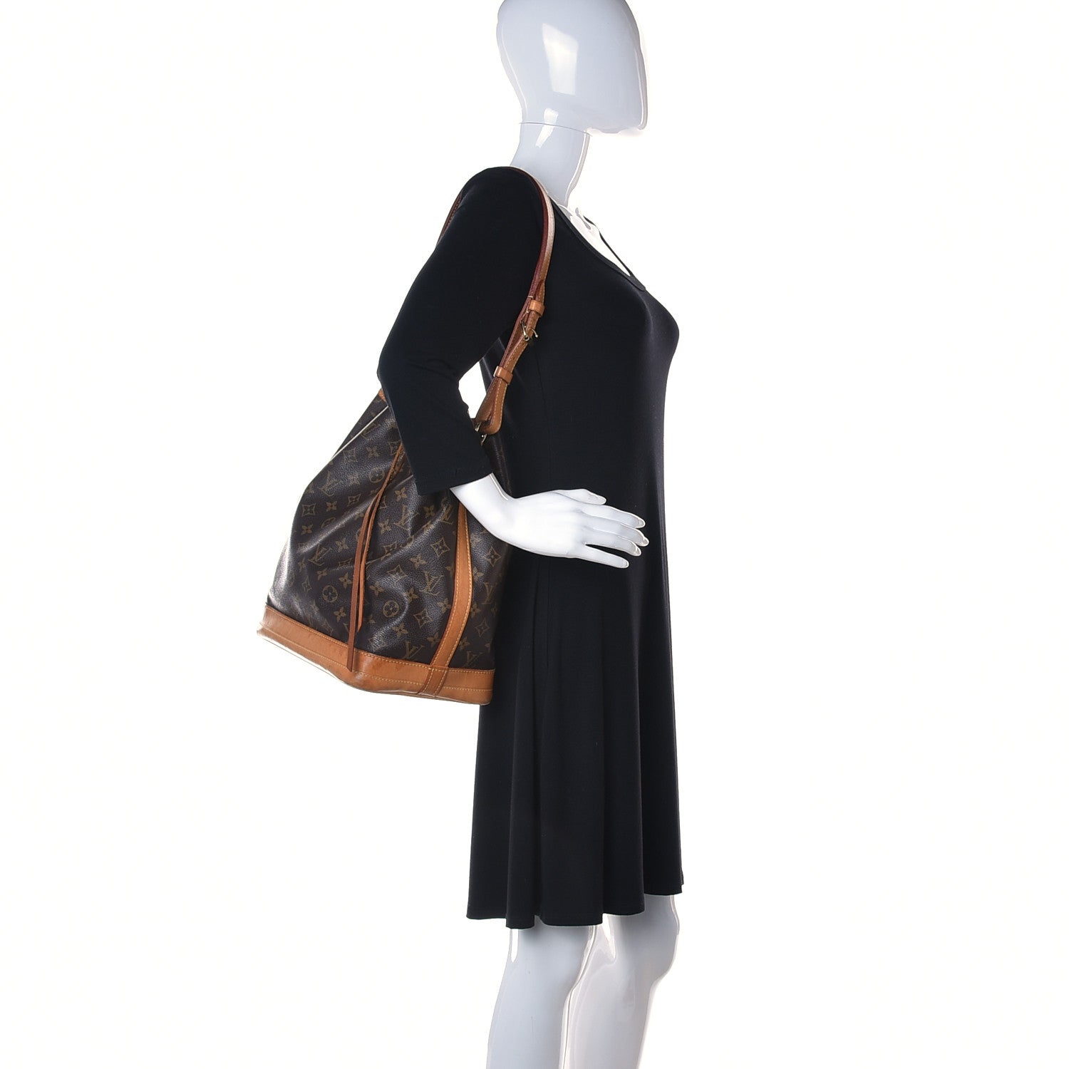 Louis Vuitton Monogram Noe 2 of 13