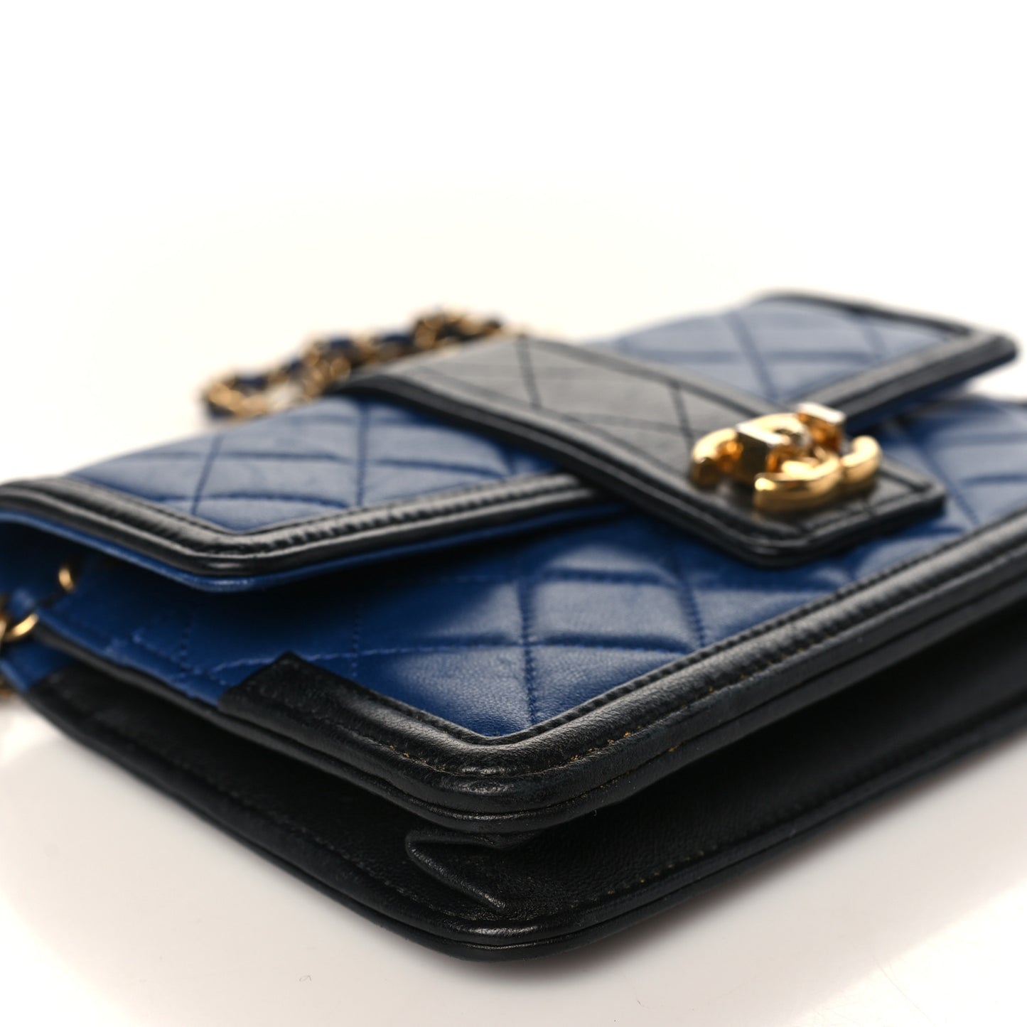 Lambskin Quilted Elegant CC Wallet On Chain WOC Blue Black