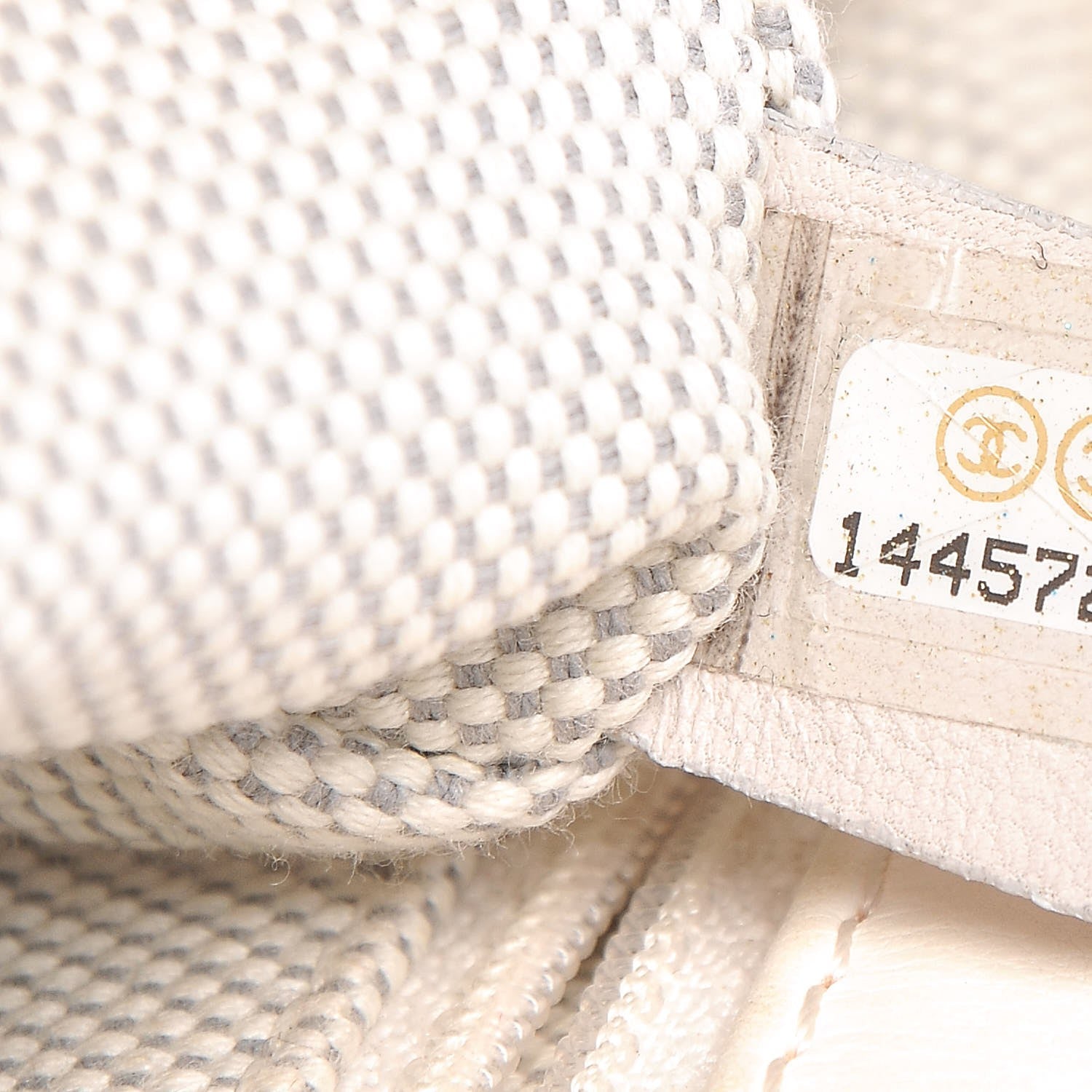 Chanel Calfskin Quilted Retro Chain Flap Beige 7 of 20